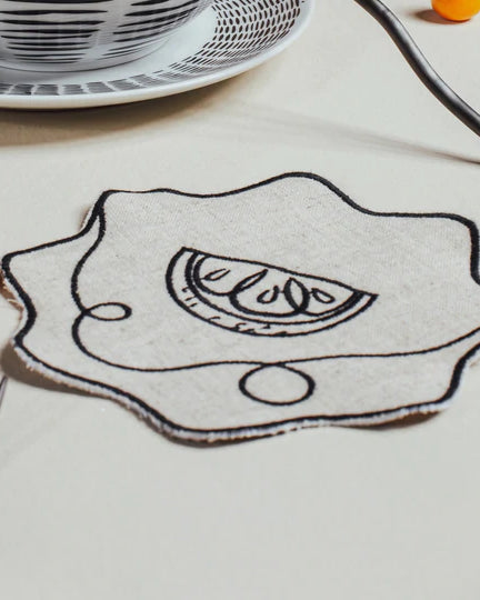 Misette-Minimalist-line-drawing-linen-coasters-set