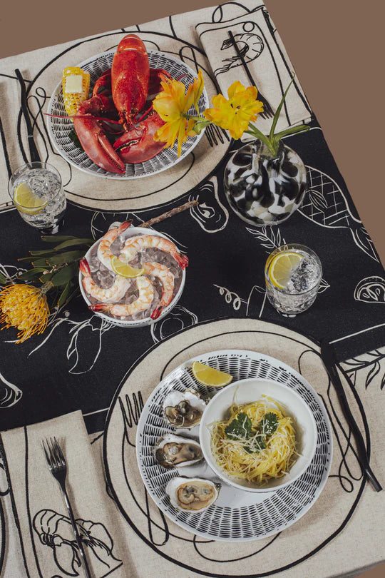Misette-Minimalist-line-drawing-linen-placemat-set